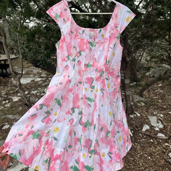 Spring dress - Picture 2 of 7